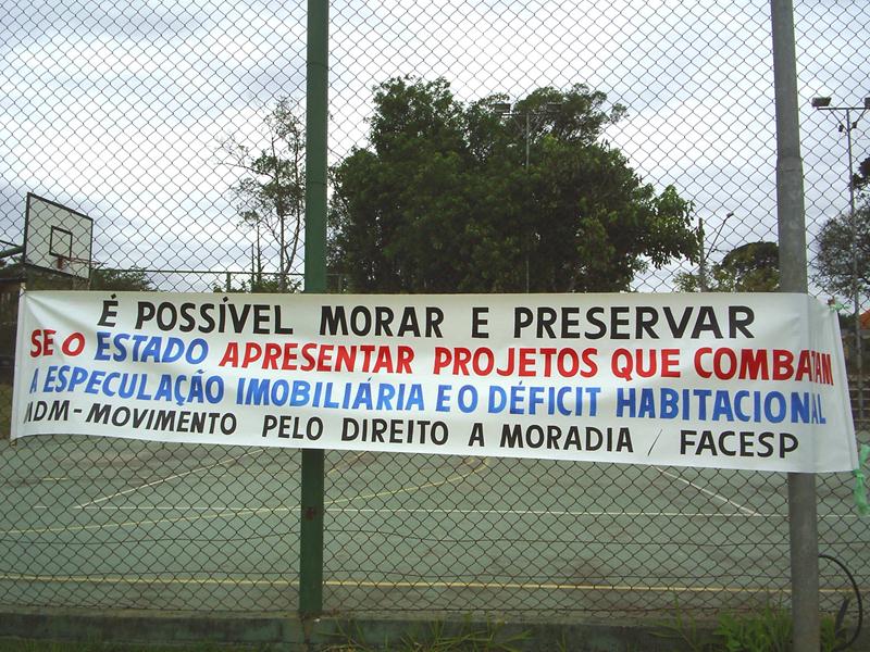 Moradores da represa Guarapiranga dão um abraço simbólico, SP1